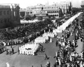 Nurses marching ANZAC day 1919
